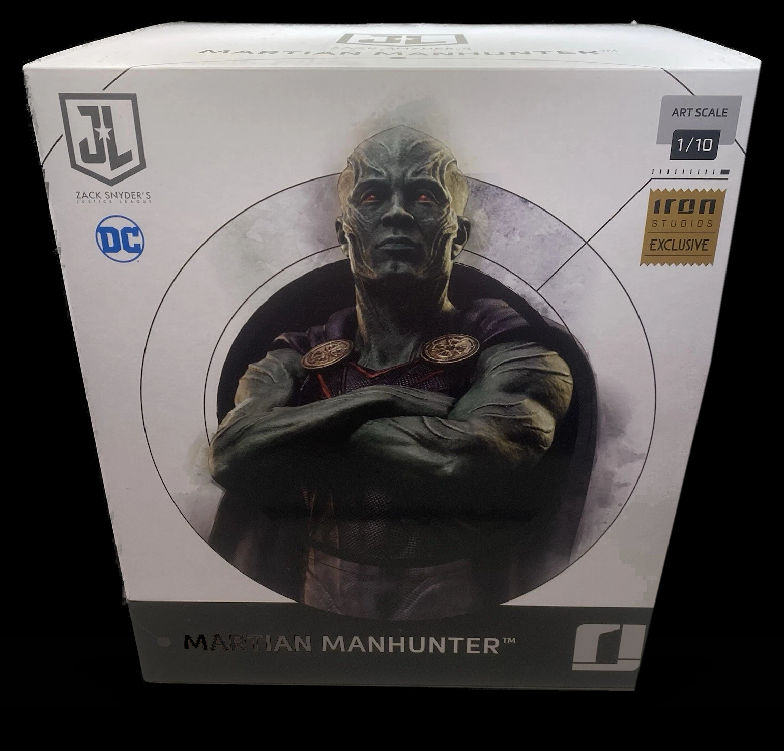 Iron Studios — Martian Manhunter 1/10 Art Scale statue